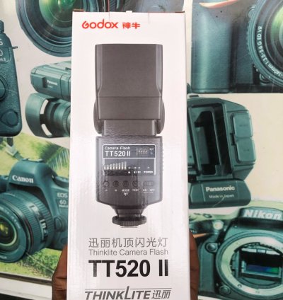 TT 520 II Camera Flash