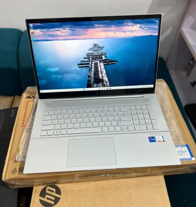 HP Envy 17 Laptop